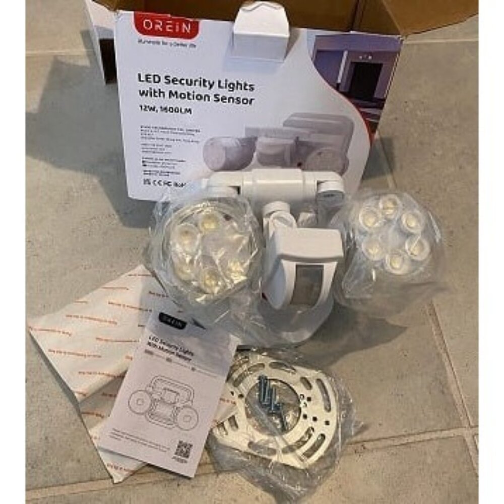 New Motion Sensor Outdoor Lights, 450° Superwide Adjustment Dimmable Dusk
